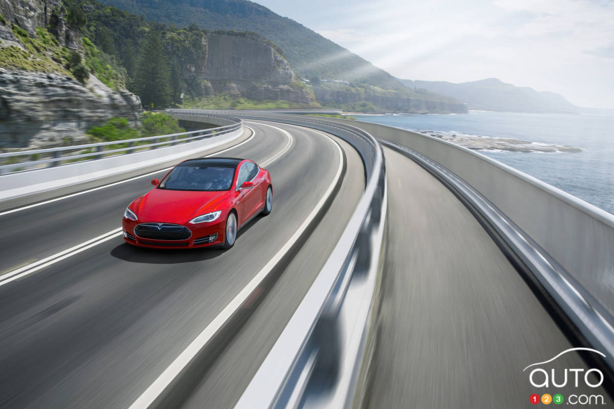 De 0 à 100 km/h en seulement 3 secondes avec la Tesla Model S P90D